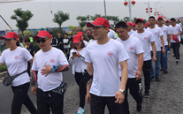 “放松心情，磨砺意志，超越自我” 正定公司参加徒步走活动